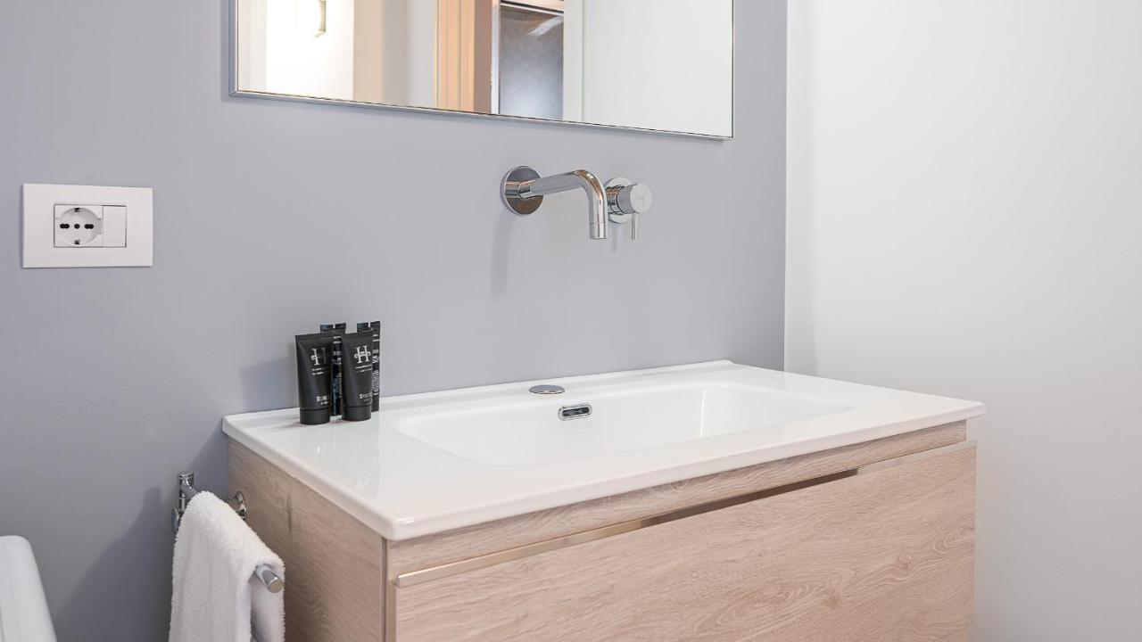 Classbnb - Due Moderni Appartamenti A 1Km Dall'Arco Della Pace Milano Eksteriør billede